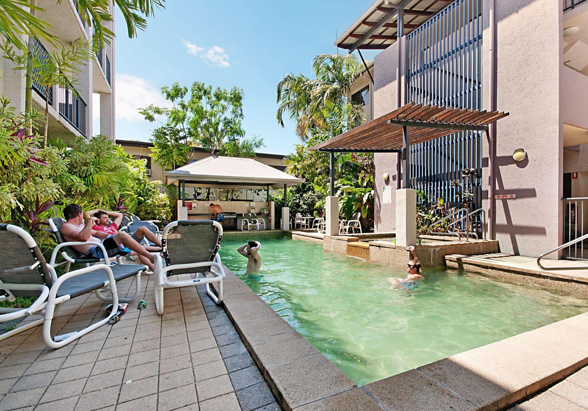 Getaway On Grafton Aparthotel Cairns Ngoại thất bức ảnh